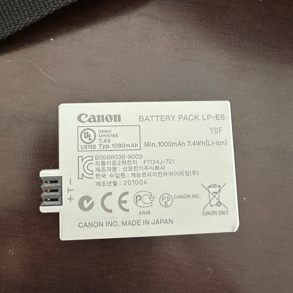 CANON Rebel T1i EOS 500D with 2nd lenses- zoom battery, charger & case - Picture 10 of 16